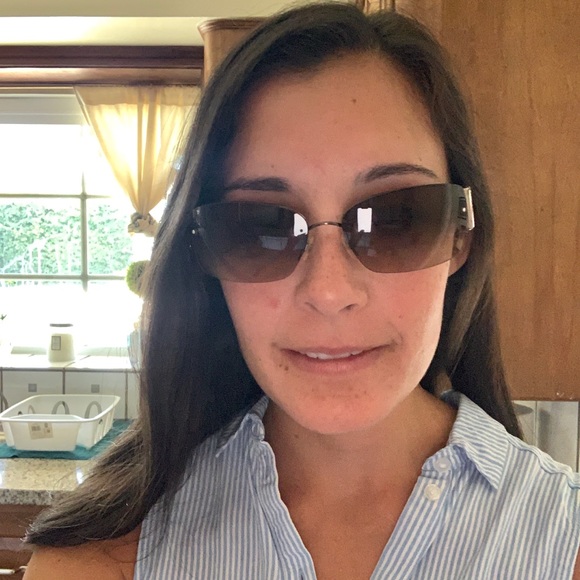 Chanel Sunglasses with rhinestones - Picture 7 of 8